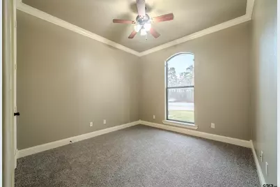 2114 W Hawkins Pkwy, Longview, TX 75605 - Photo 15