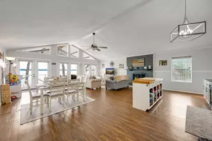 1067 Beachside Dr, Chandler, TX 75758 - Photo 7