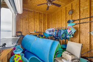 1067 Beachside Dr, Chandler, TX 75758 - Photo 37