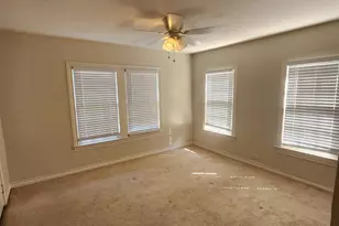 608 W 3rd Apt B, Tyler, TX 75701 - Photo 11