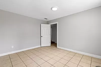 1105 W Garfield, Longview, TX 75602 - Photo 15