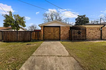 1105 W Garfield, Longview, TX 75602 - Photo 43