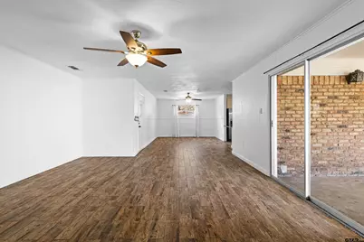 1105 W Garfield, Longview, TX 75602 - Photo 17