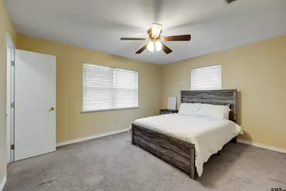 128 Clearview Dr, Palestine, TX 75803 - Photo 13