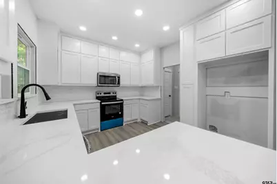 917 N Jackson St, Palestine, TX 75801 - Photo 31