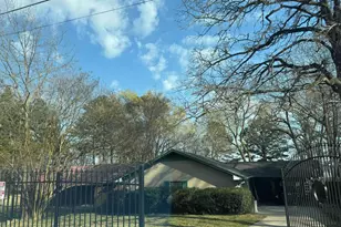 22571 Waterview Cir, Flint, TX 75762 - Photo 1