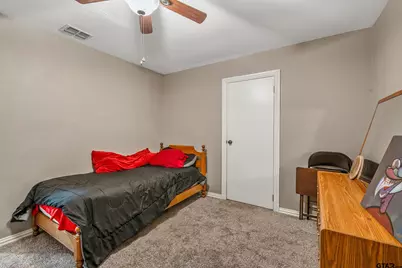 110 Hillcreek, Whitehouse, TX 75791 - Photo 3