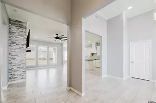 12584 Berry Ln, Tyler, TX 75707 - Photo 13