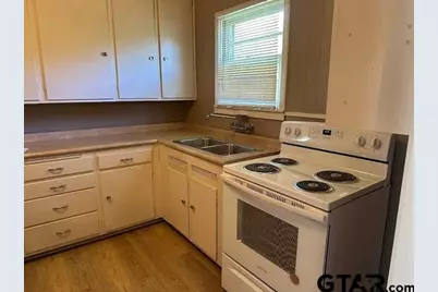 930 E 8th, Tyler, TX 75701 - Photo 5