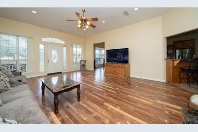 2266 Big Woods, Longview, TX 75605 - Photo 7