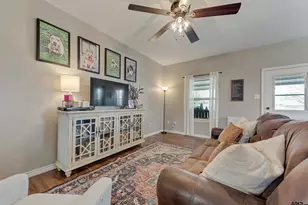 120 Horseshoe Lake Dr, Edgewood, TX 75117 - Photo 7