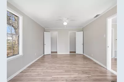 8240 W Hwy 154, Gilmer, TX 75644 - Photo 15