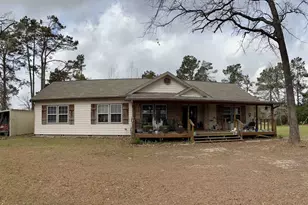 495 Wilcox Dr, Rusk, TX 75785 - Photo 1