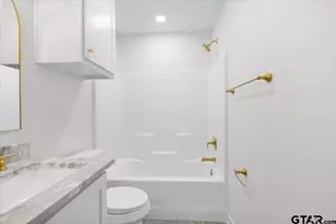 435 W Harmony St, Tyler, TX 75702 - Photo 15