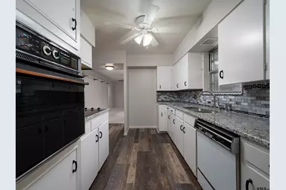 3219 Timberlane Dr, Tyler, TX 75701 - Photo 13