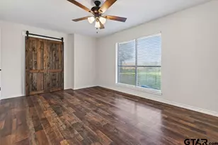 209 Chestnut, Van, TX 75790 - Photo 15