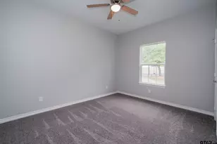 411 N Fuller Ave, Tyler, TX 75702 - Photo 15