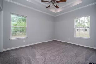 411 N Fuller Ave, Tyler, TX 75702 - Photo 11