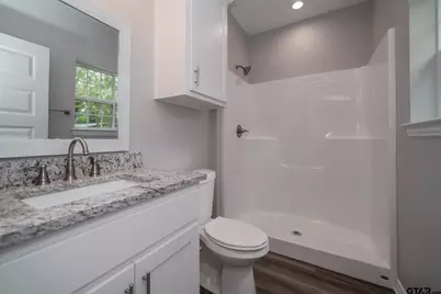 411 N Fuller Ave, Tyler, TX 75702 - Photo 13