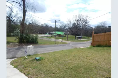 794 Kaufman, Gilmer, TX 75644 - Photo 39