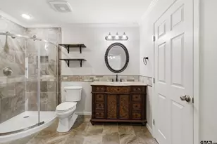 1302 Jeff Davis Dr, Tyler, TX 75703 - Photo 15