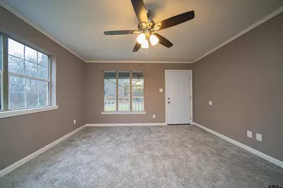 2802 Granite Dr, Longview, TX 75604 - Photo 5