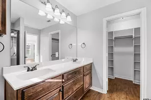 806 James Ct, Chandler, TX 75758 - Photo 13