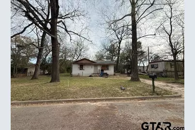 1108 W Noble Street, Troup, TX 75789 - Photo 1