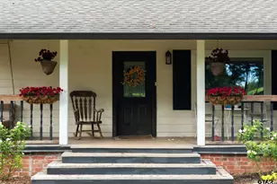 323 Co Rd 1519, Jacksonville, TX 75766 - Photo 21