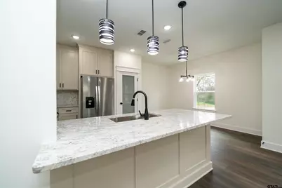 840 Devereaux St, Jacksonville, TX 75766 - Photo 13