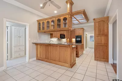 580 Bunker Dr, Tyler, TX 75703 - Photo 11