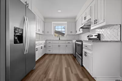 400 Baker, Lindale, TX 75771 - Photo 9