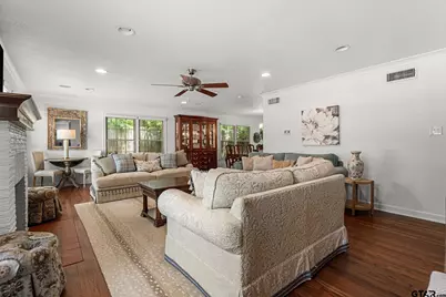 2026 S Wall Avenue, Tyler, TX 75701 - Photo 7