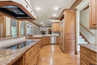 3814 Brighton Creek Circle, Tyler, TX 75707 - Photo 13