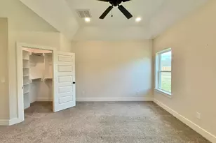 17422 Crossing Cir, Lindale, TX 75771 - Photo 11