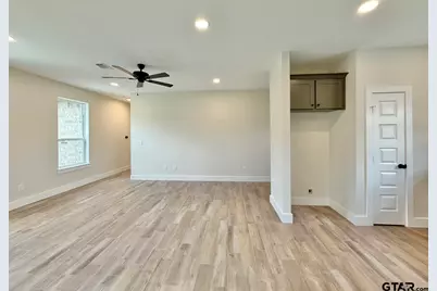 17422 Crossing Circle, Lindale, TX 75771 - Photo 9