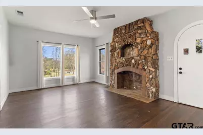 1015 Donnybrook Ave, Tyler, TX 75701 - Photo 5