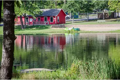 138 Green Knoll, Holly Lake Ranch, TX 75765 - Photo 29
