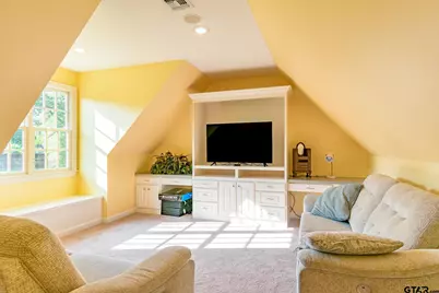 902 E South Street, Lindale, TX 75771 - Photo 31