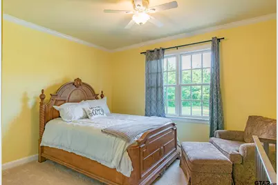 902 E South Street, Lindale, TX 75771 - Photo 25