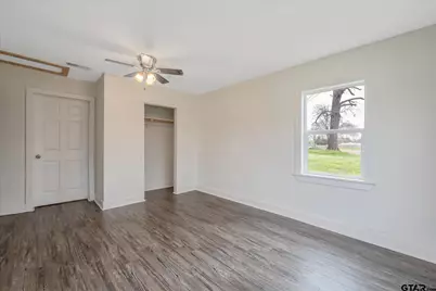 501 S Railroad St, Troup, TX 75789 - Photo 17