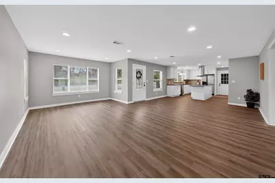805 E Duval, Troup, TX 75789 - Photo 13