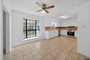 608 Craig Dr, Palestine, TX 75803 - Photo 11