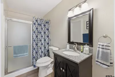 121 Candlelight Cv, Holly Lake Ranch, TX 75765 - Photo 9