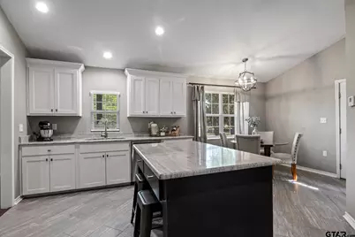 655 Daingerfield St, Pittsburg, TX 75686 - Photo 9