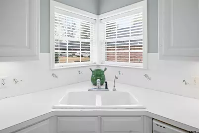 1607 Royal Oak Dr, Tyler, TX 75703 - Photo 17