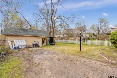506 E Bryant Street, Troup, TX 75789 - Photo 9