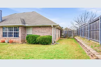 1818 Topaz Cv, Whitehouse, TX 75791 - Photo 21