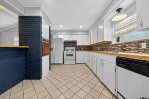 901 Rhodes, Tyler, TX 75701 - Photo 13