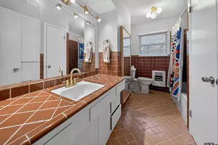 901 Rhodes, Tyler, TX 75701 - Photo 17